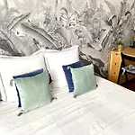 Cozy Studio Near Montmartre